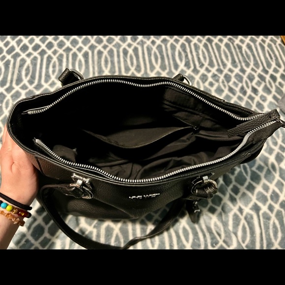 Nine West Shoulder Bag - Picture 4 of 7